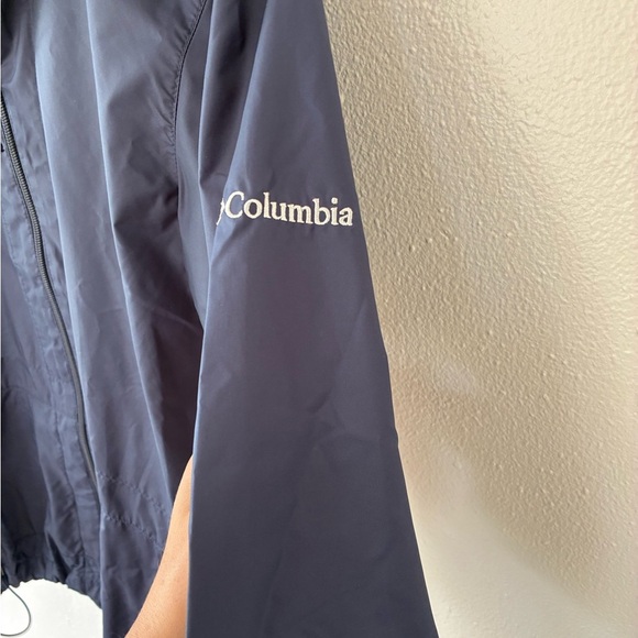 Columbia raincoat (S) - Picture 4 of 7